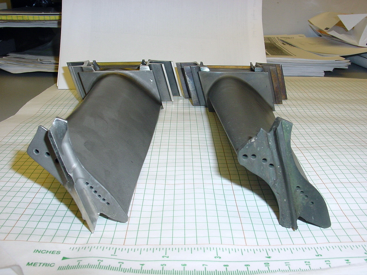 Row 2 Turbine Buckets (8 Holes)